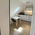Apartment Cozy Top-floor Apt. 3 - Apolonialiving
