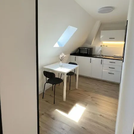 Apartamento Top-floor Hideaway For Two In Karlsruhe-mühlburg - Apolonialiving - Apt3