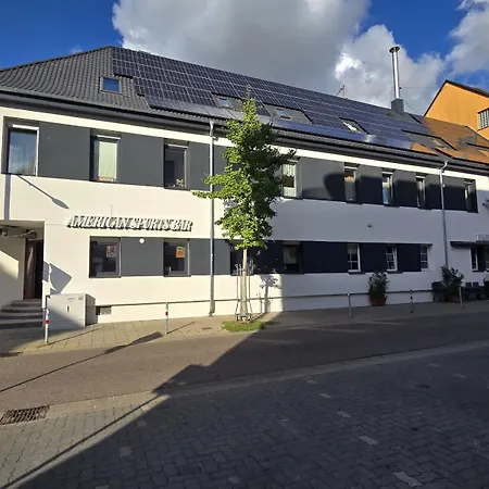 Cozy Top-floor Apt. 3 - Apolonialiving Karlsruhe