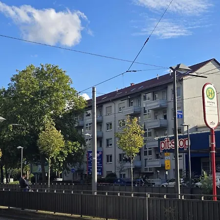 Apartamento Top-floor Hideaway For Two In Karlsruhe-mühlburg - Apolonialiving - Apt3 Karlsruhe