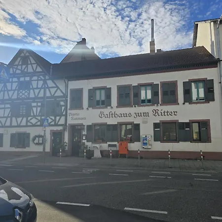 Top-floor Hideaway For Two In Karlsruhe-mühlburg - Apolonialiving - Apt3