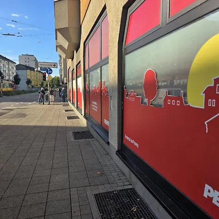 Top-floor Hideaway For Two In Karlsruhe-mühlburg - Apolonialiving - Apt3 Karlsruhe